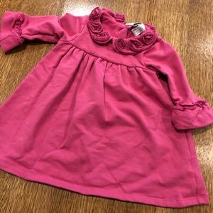 Beautiful mauve long sleeve dress.